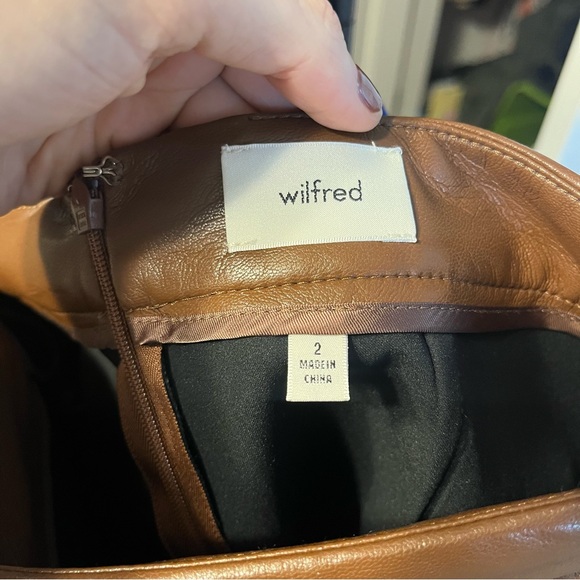 Aritzia Wilfred Brown Vegan Leather Mini Skirt Size 2 - Picture 3 of 5